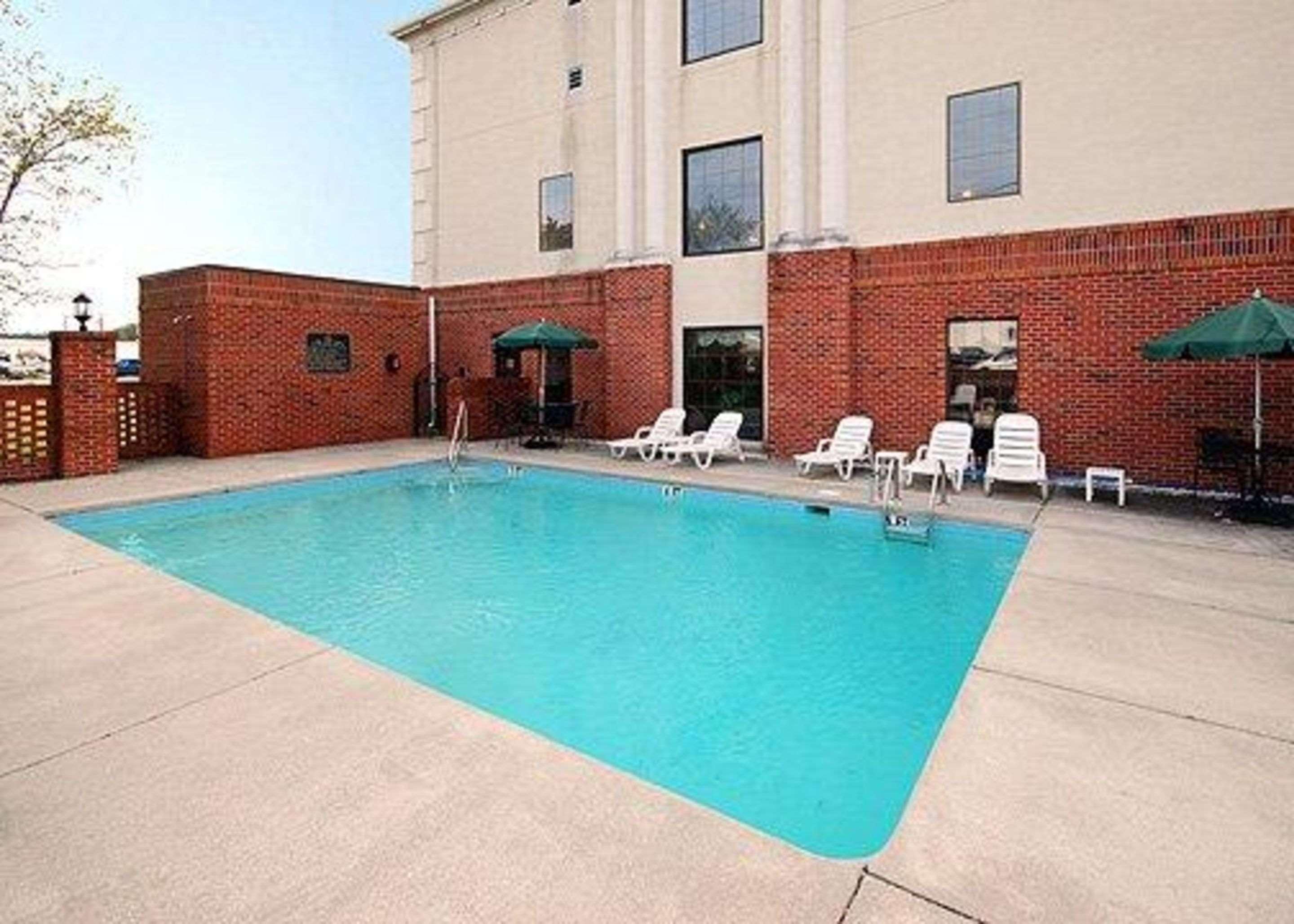 Comfort Suites Near Camp Lejeune Jacksonville Exterior photo